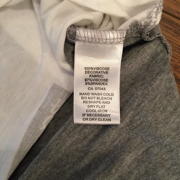 Cable & Gauge Women's Sleeveless Tank Top T-shirt - Picture 11 of 12